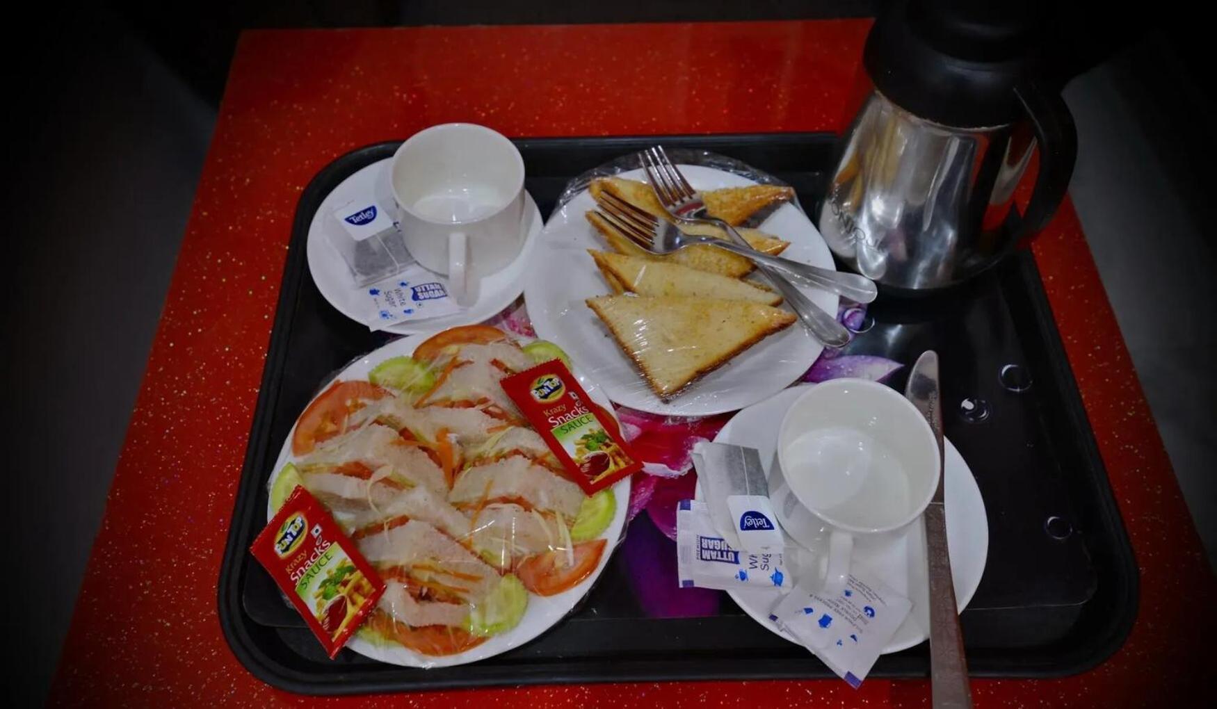 Glace Stay Inn Near Igi Airport Ню Делхи Екстериор снимка