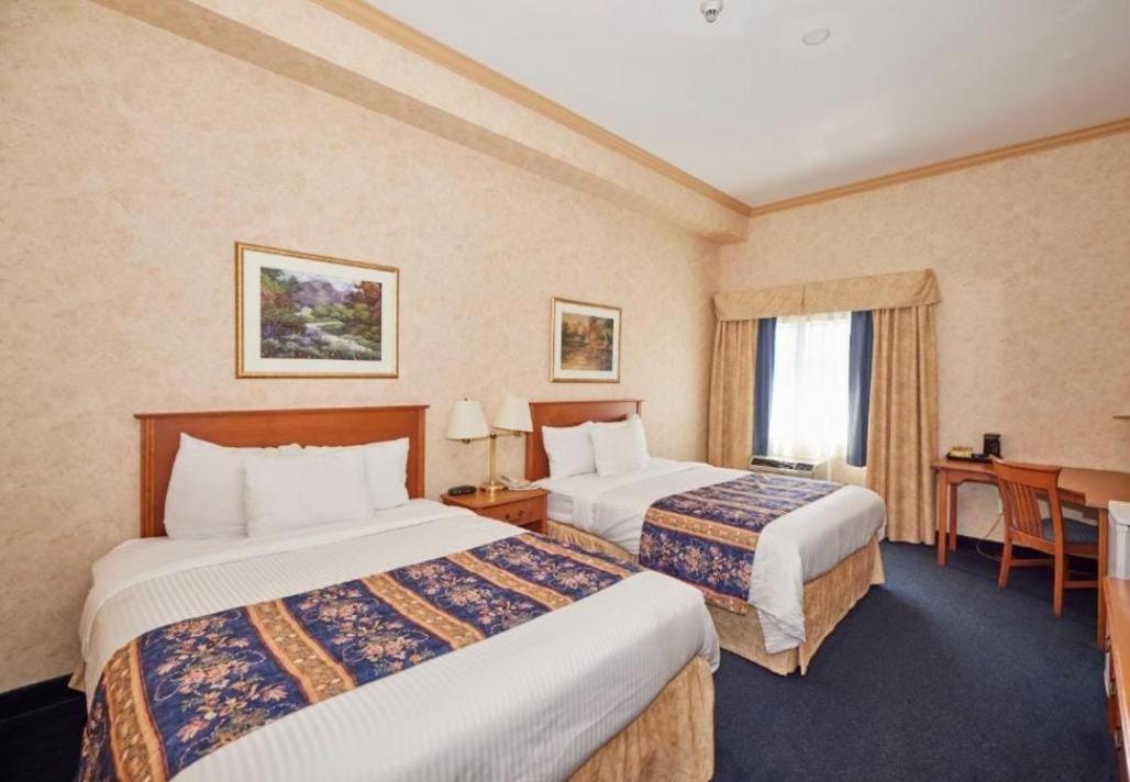 Glace Stay Inn Near Igi Airport Ню Делхи Екстериор снимка